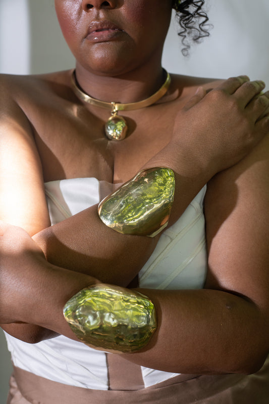 Bracelete Deusa - Luana. B x Brass Oficina - Coleção ReNascimento