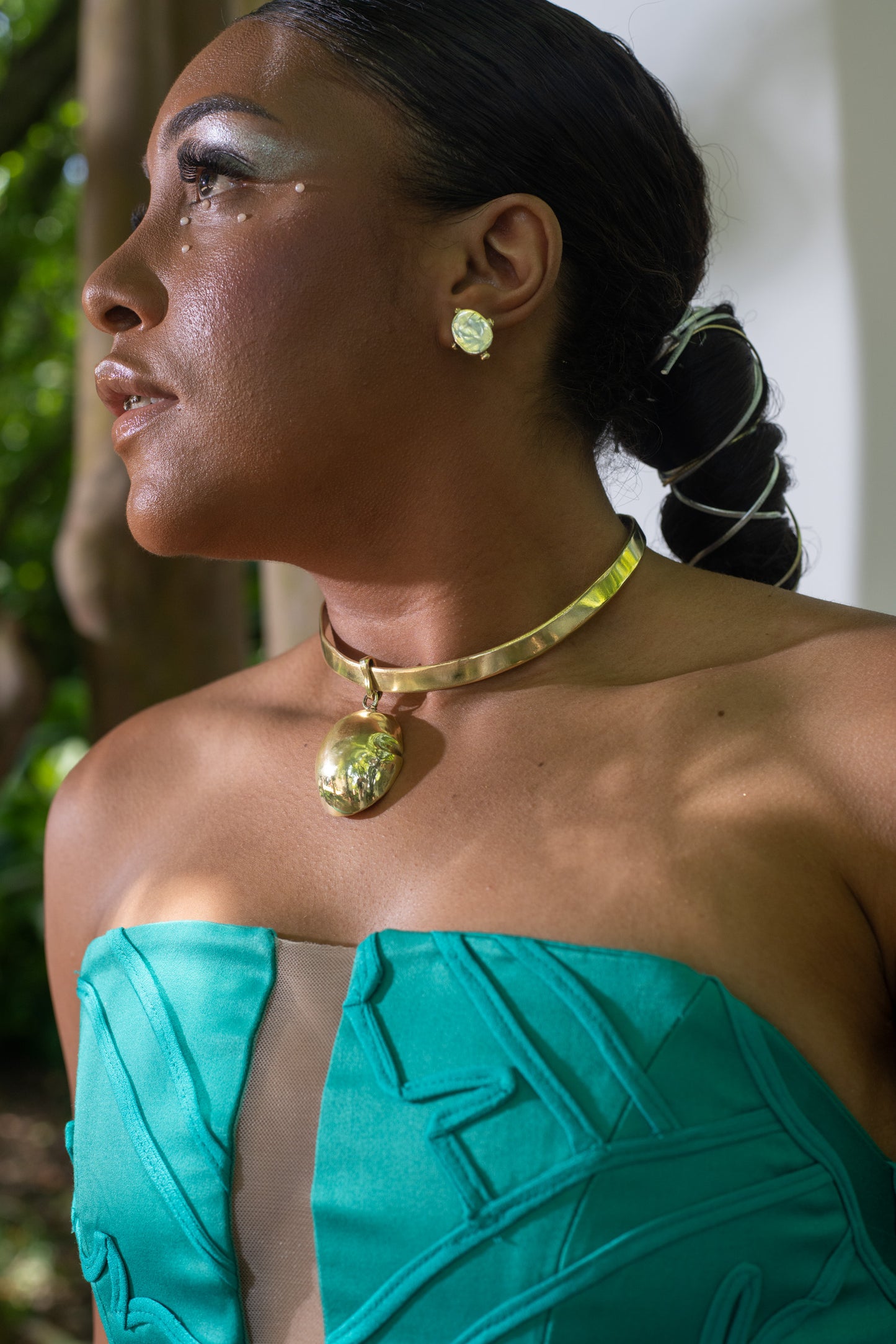 Brincos Abebé - Luana. B x Brass Oficina - Coleção ReNascimento